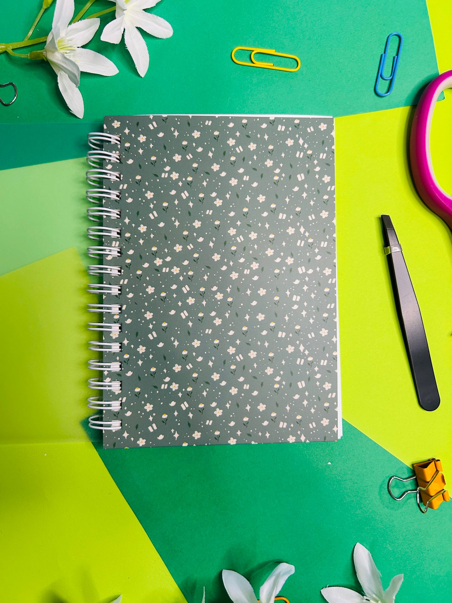 Floral 50-page Reusable Sticker Book A6 size